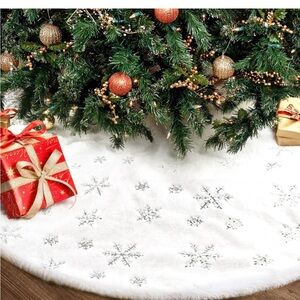 White faux fur snowflake tree skirt embroidered sequin.  50in